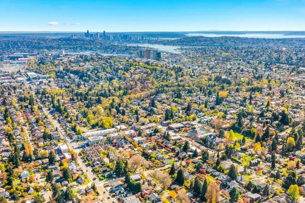 Lilac In Law, Picturesque Lower Unit Seattle Ngoại thất bức ảnh