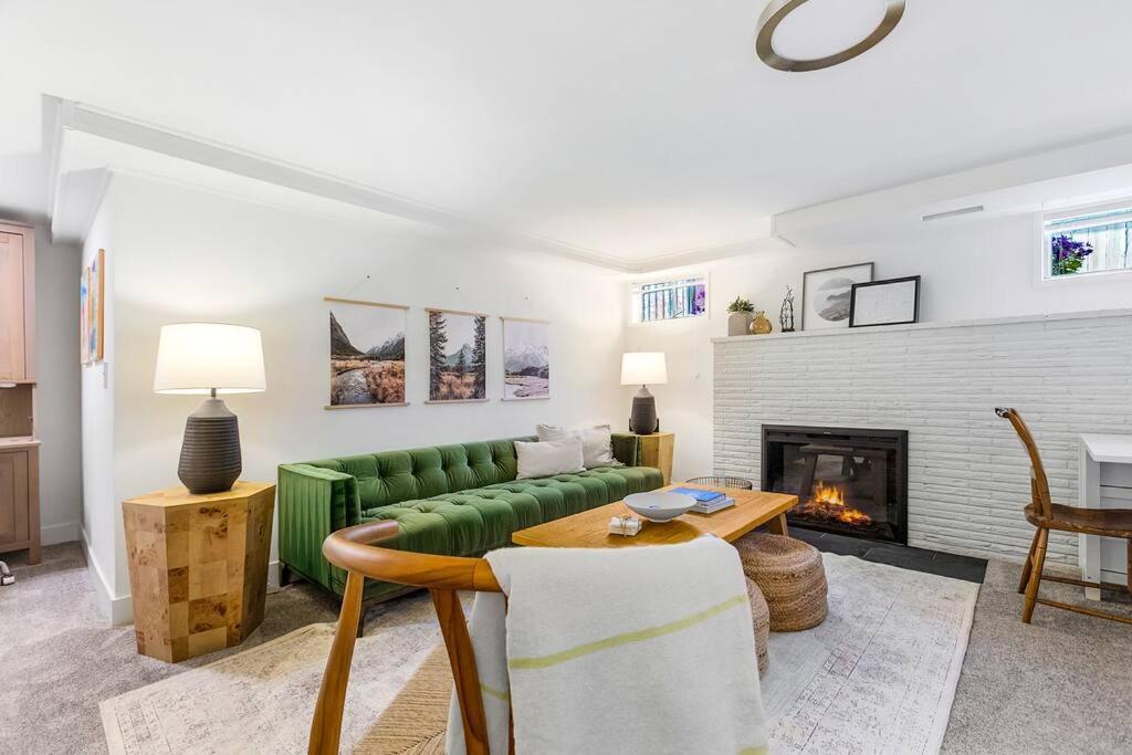 Lilac In Law, Picturesque Lower Unit Seattle Ngoại thất bức ảnh